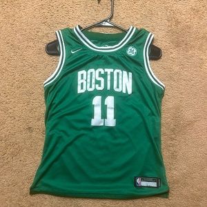NBA Kyrie Irving Jersey Boston Celtics Size XL (but fits like a medium)